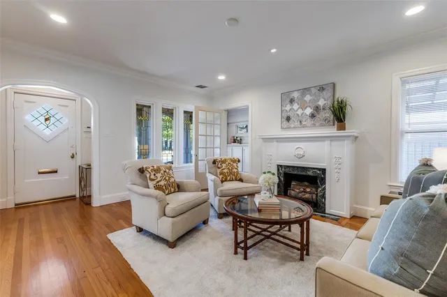 $825,000 | 5522 McCommas Boulevard, Dallas, TX 75206