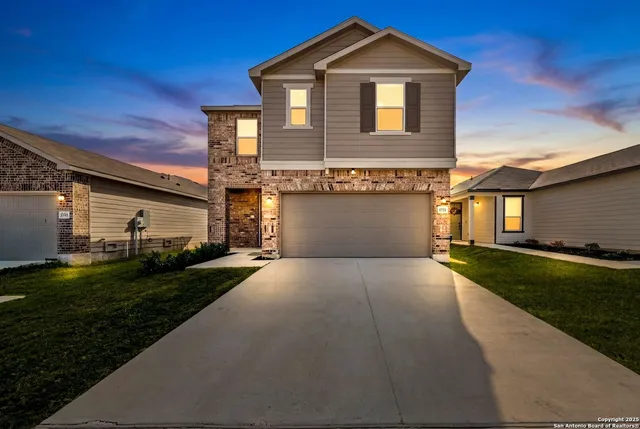 $1,995 | 4750 Broadside Avenue, Von Ormy, TX 78073