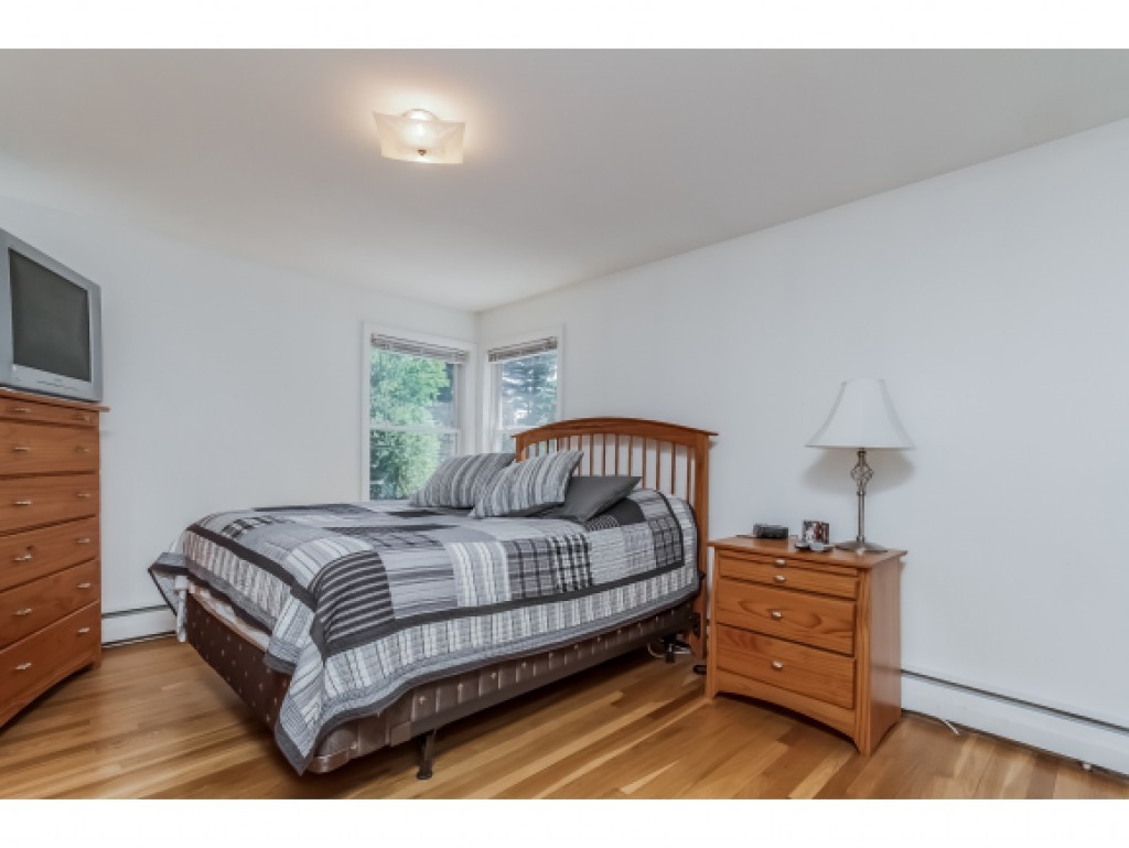 88 Harris Road Nashua, NH 03062 - Photo 11 of 36