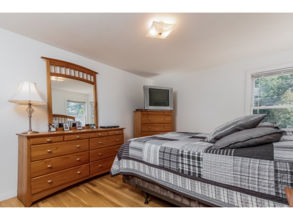 88 Harris Road Nashua, NH 03062 - Photo 12 of 36