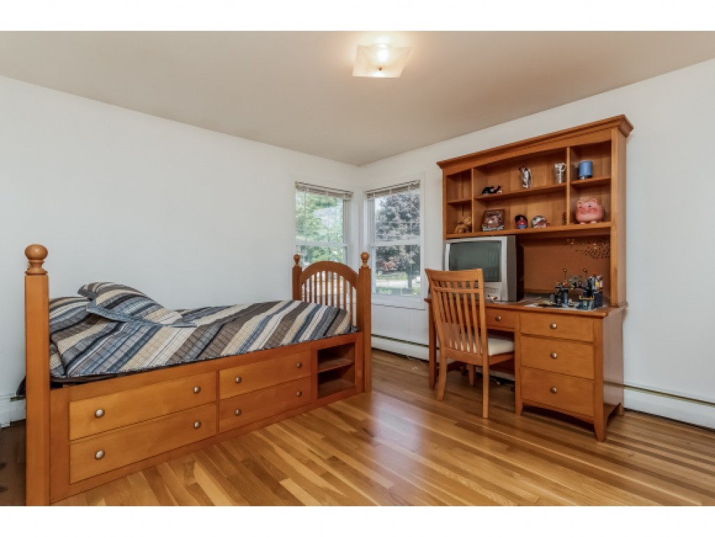88 Harris Road Nashua, NH 03062 - Photo 17 of 36