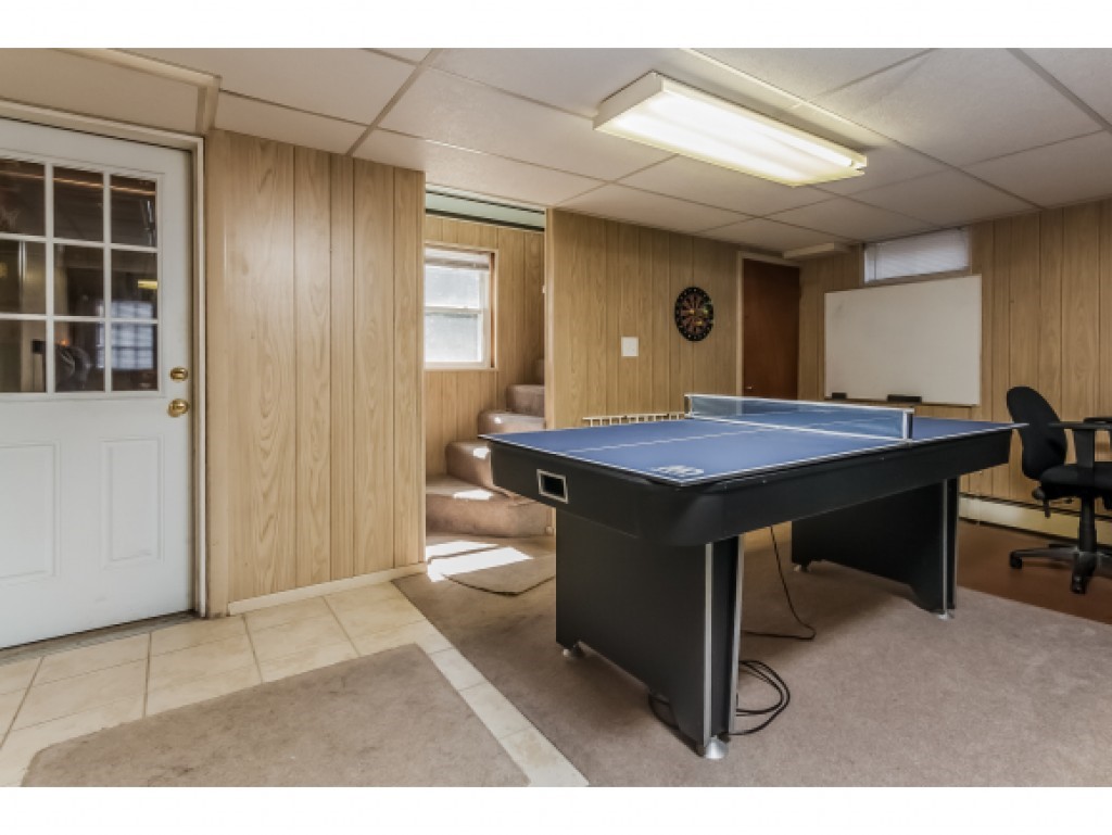 88 Harris Road Nashua, NH 03062 - Photo 23 of 36