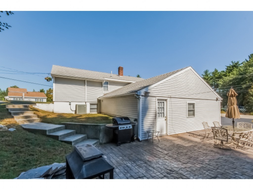88 Harris Road Nashua, NH 03062 - Photo 30 of 36