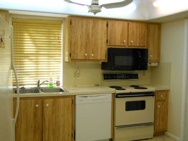 21 Ridge Pointe Drive, Unit F Boynton Beach, FL 33435 - Photo 10 of 22 Additional Photo