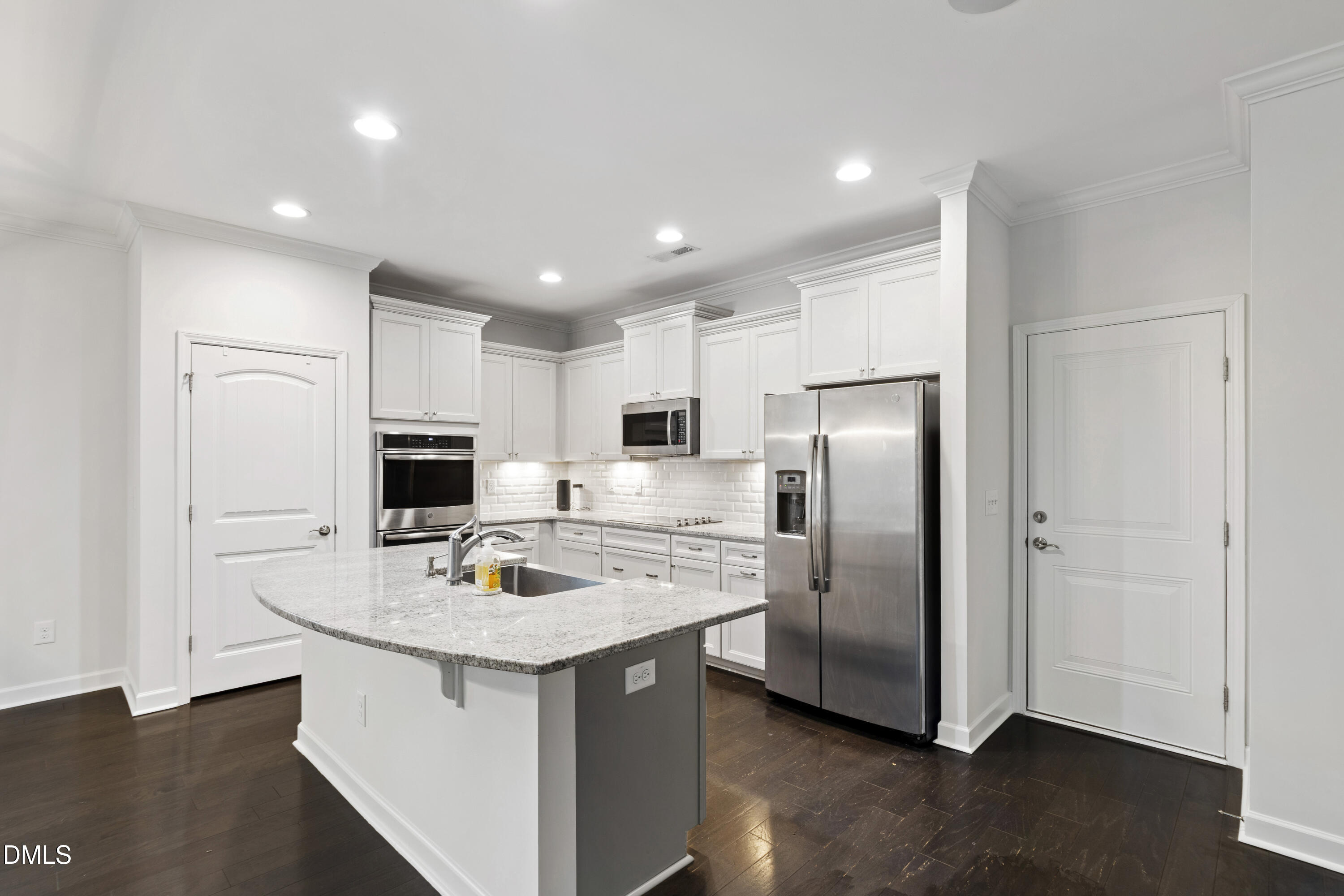 8121 Fieldcrest Lane Fuquay-Varina, NC 27526 - Photo 10 of 52 Fieldcrest (22)