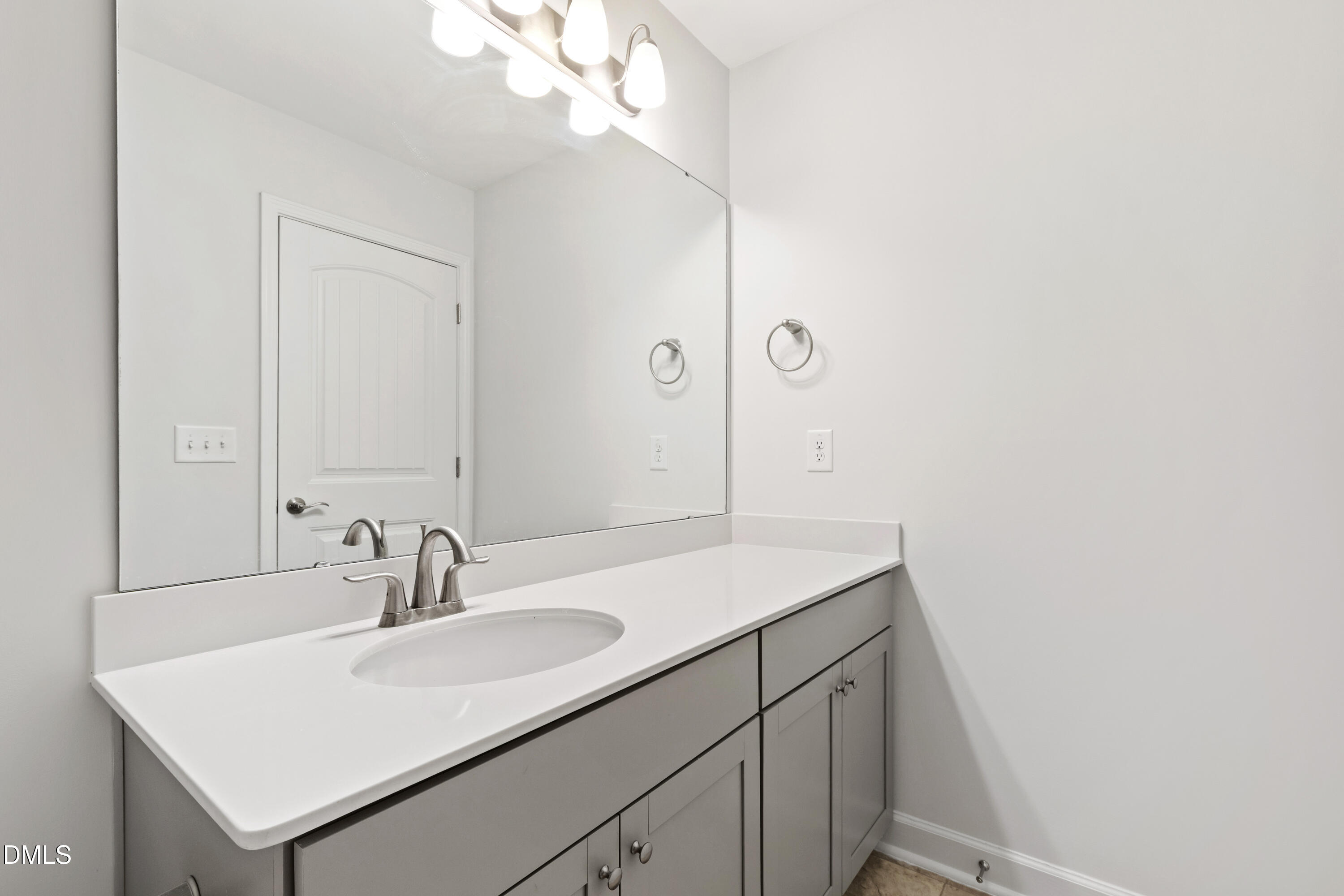 8121 Fieldcrest Lane Fuquay-Varina, NC 27526 - Photo 33 of 52 Fieldcrest (43)