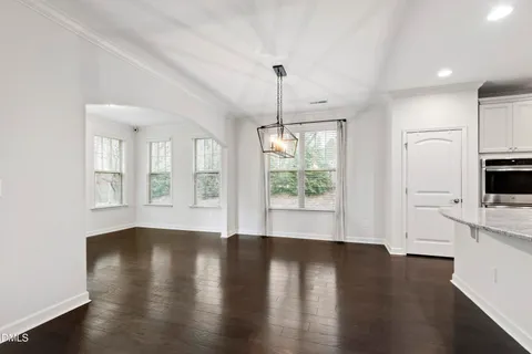 $545,000 | 8121 Fieldcrest Lane, Fuquay-Varina, NC 27526