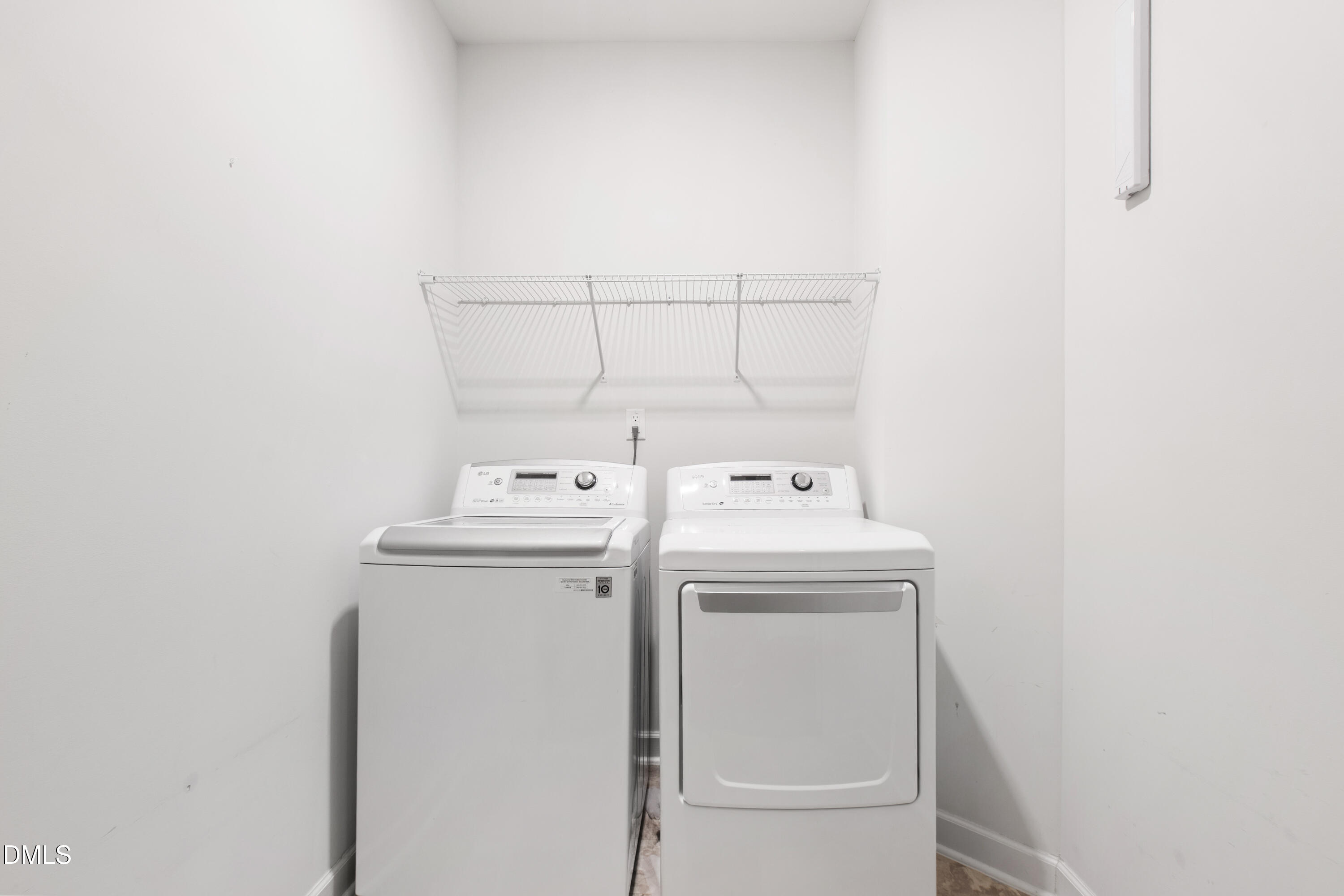 8121 Fieldcrest Lane Fuquay-Varina, NC 27526 - Photo 42 of 52 Fieldcrest (16)