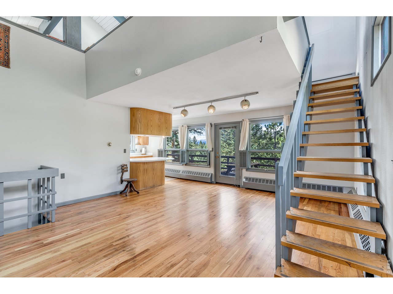 5566 Sugarloaf Road Boulder, CO 80302 - Photo 19 of 34