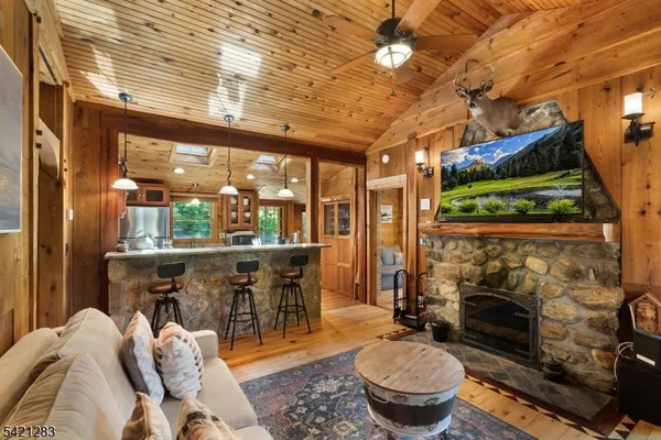 $395,000 | 107 Cedar Drive, Newton, NJ 07860