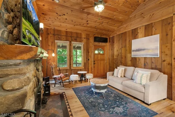 $395,000 | 107 Cedar Drive, Newton, NJ 07860