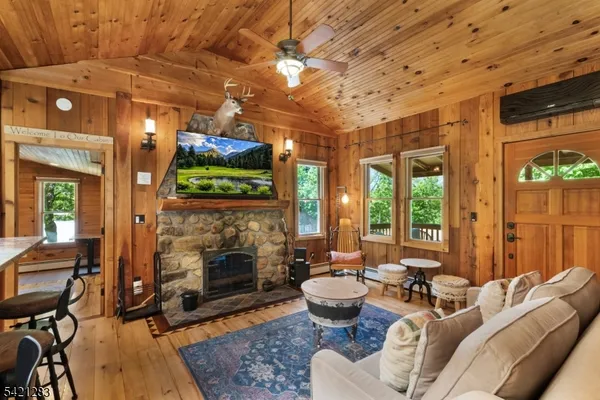 $395,000 | 107 Cedar Drive, Newton, NJ 07860