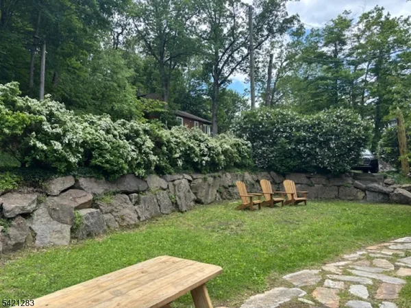 $395,000 | 107 Cedar Drive, Newton, NJ 07860