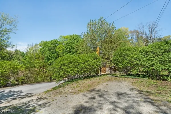 $395,000 | 107 Cedar Drive, Newton, NJ 07860