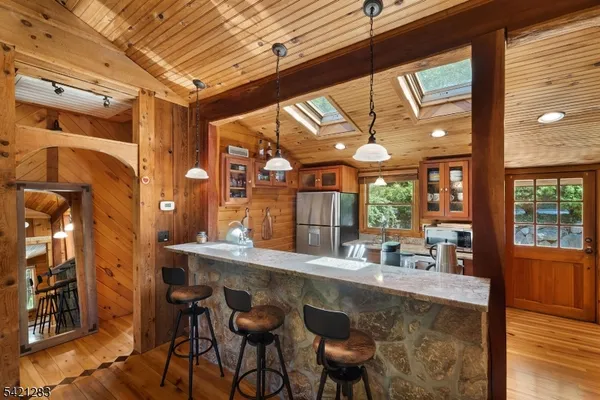 $395,000 | 107 Cedar Drive, Newton, NJ 07860