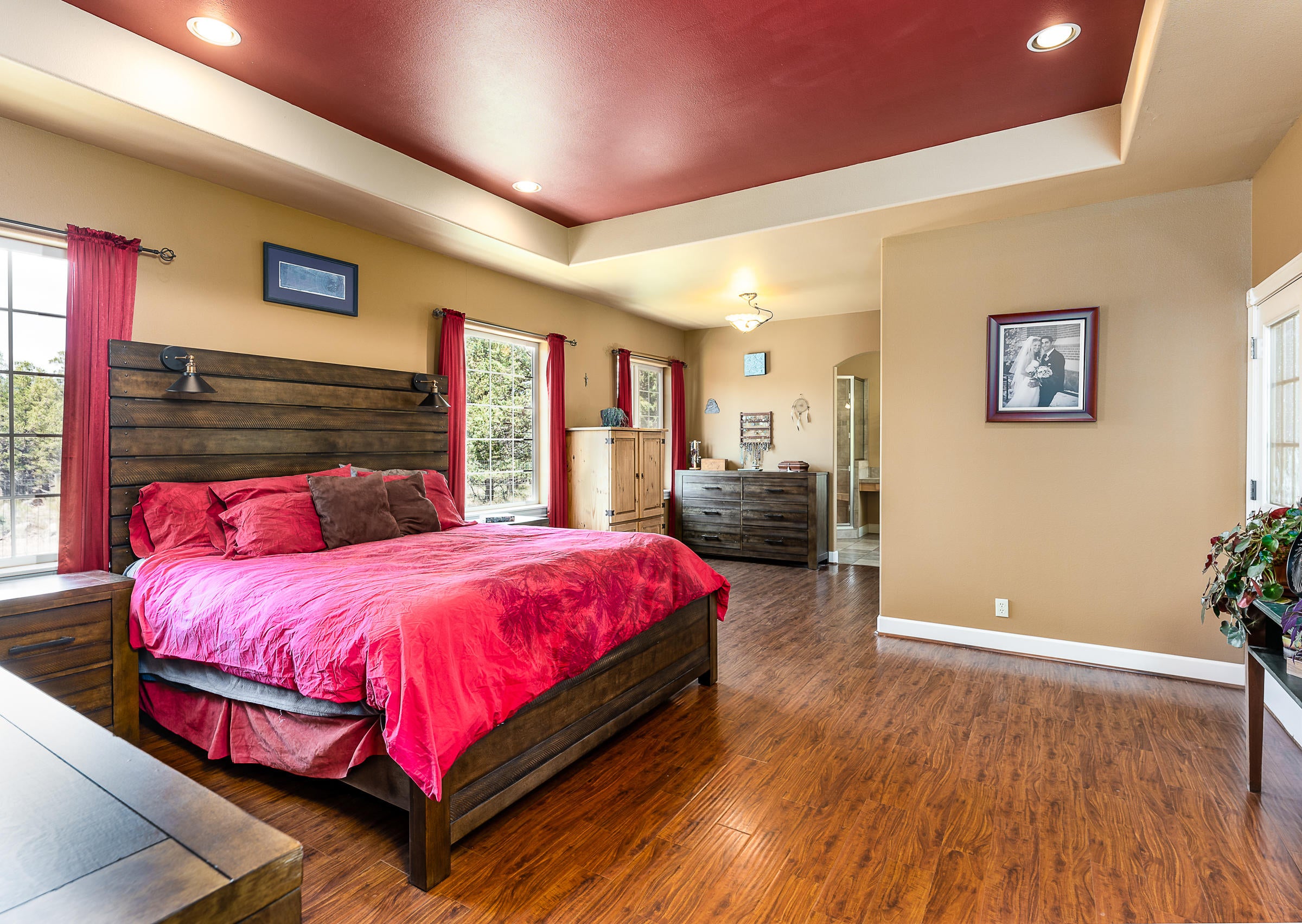 17730 Mountain View Road Sisters, OR 97759 - Photo 10 of 31 11