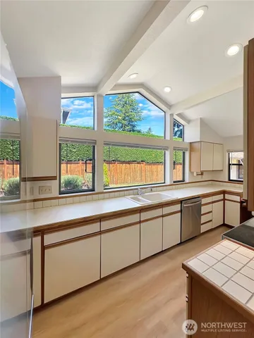 $2,085,000 | 1515 3rd Street, Kirkland, WA 98033