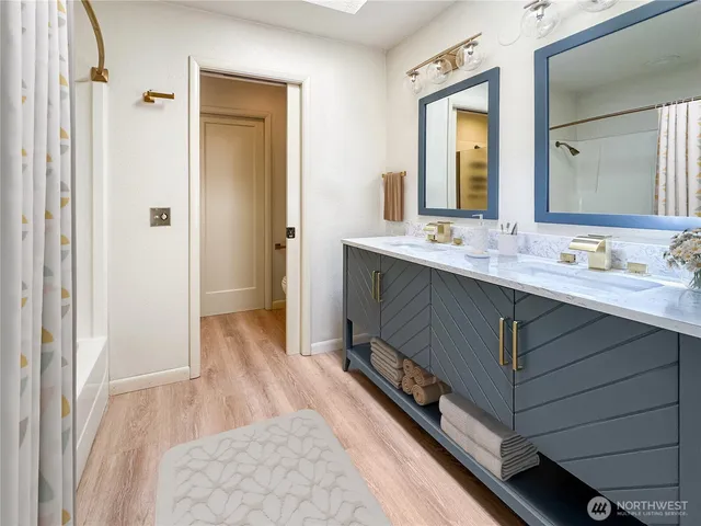 $2,085,000 | 1515 3rd Street, Kirkland, WA 98033