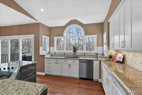 $880,000 | 17716 Birch Leaf Court, Wildwood, MO 63005