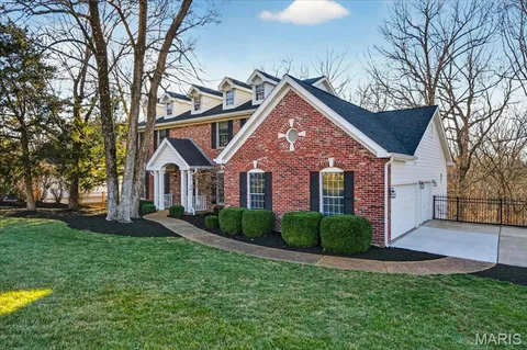 $880,000 | 17716 Birch Leaf Court, Wildwood, MO 63005