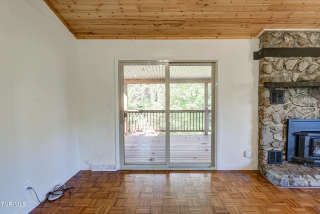 $339,500 | 170 Diane Avenue, Erwin, TN 37650