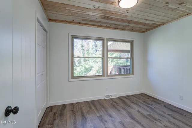 $339,500 | 170 Diane Avenue, Erwin, TN 37650