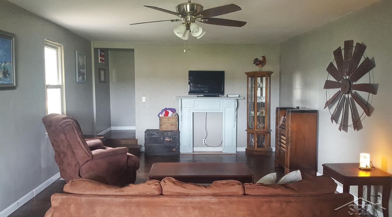6520 Cole Road Saginaw, MI 48601 - Photo 9 of 29 50040055-8.JPG