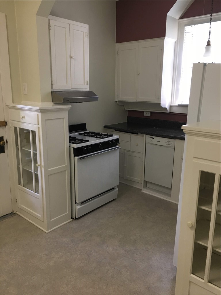 168 Pine Street Corning, NY 14830 - Photo 3 of 11