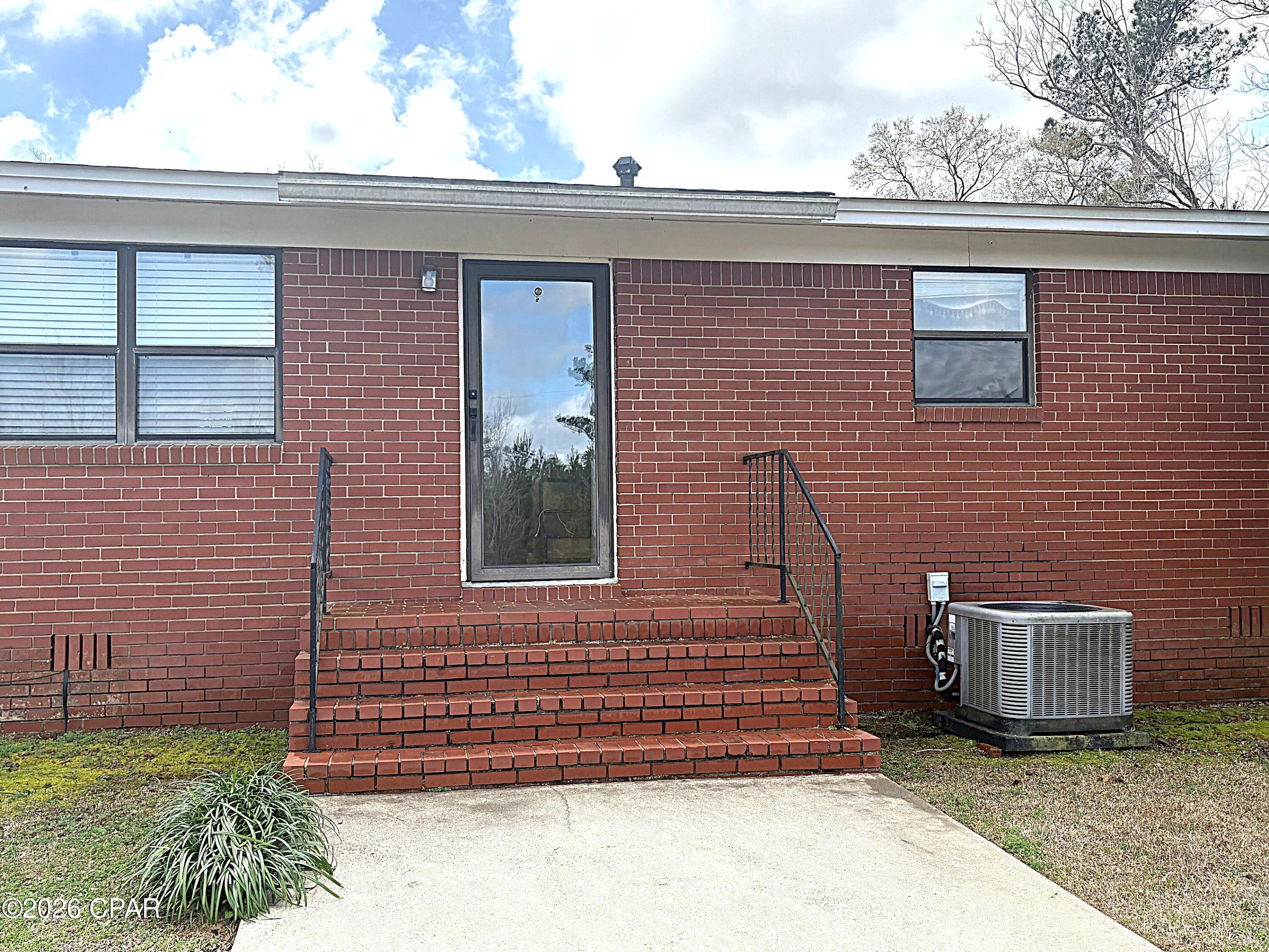 3395 Ontario Road Cottondale, FL 32431 - Photo 2 of 72