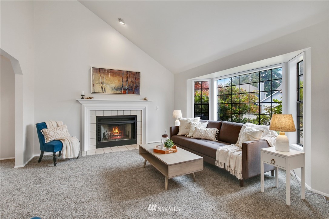 15723 Southeast 184th Street Renton, WA 98058 - Photo 3 of 35