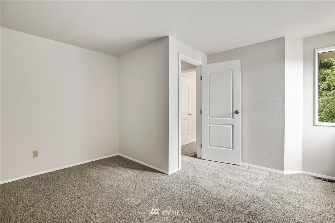 15723 Southeast 184th Street Renton, WA 98058 - Photo 25 of 35