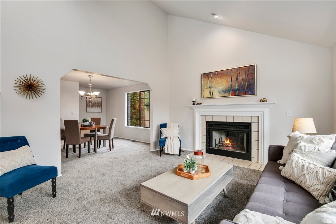 15723 Southeast 184th Street Renton, WA 98058 - Photo 5 of 35