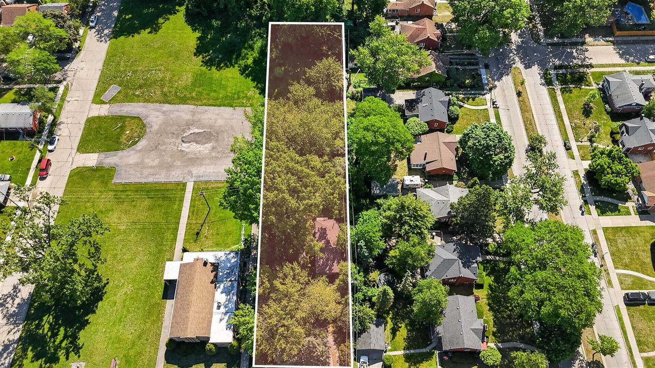 23830 Scotia Road Oak Park, MI 48237 - Photo 5 of 28