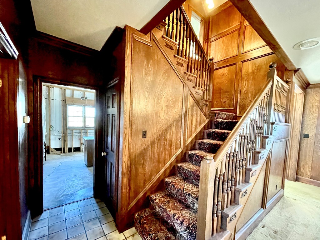 2 Sentinel Hill Austin, TX 78737 - Photo 14 of 40 a view of an entryway
