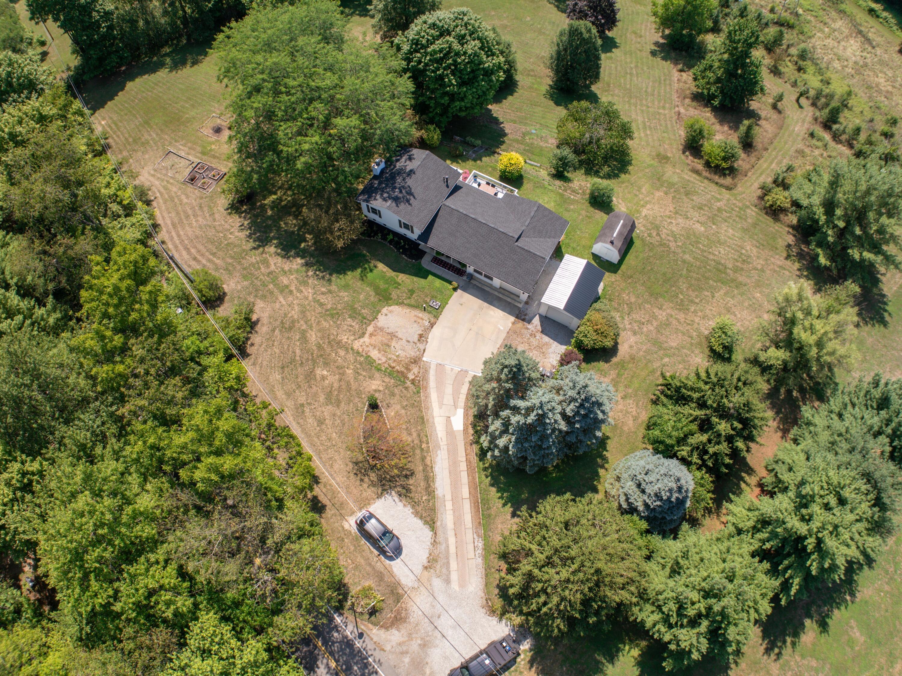 2420 James Road Granville, OH 43023 - Photo 38 of 39 Realtor Edit 7