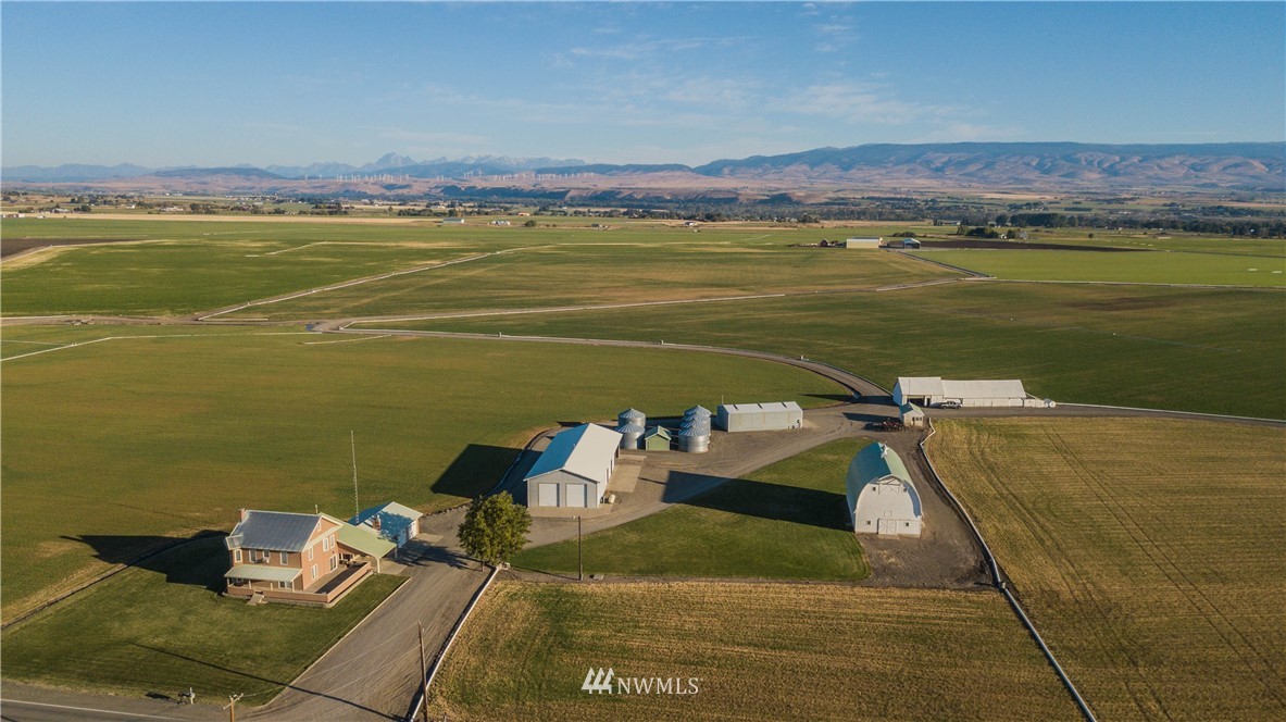 3121 Hanson Road Ellensburg, WA 98926 - Photo 1 of 40 Gallery Image 1