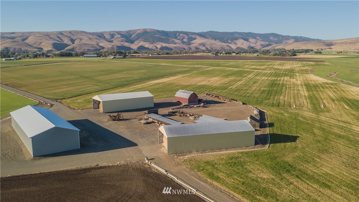 3121 Hanson Road Ellensburg, WA 98926 - Photo 7 of 40 Gallery Image 7