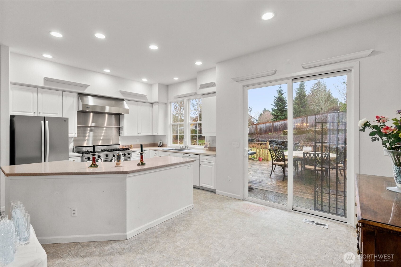 2312 Carnbee Court Southeast Lacey, WA 98513 - Photo 12 of 37 a kitchen with counter top space and stainless steel appliances