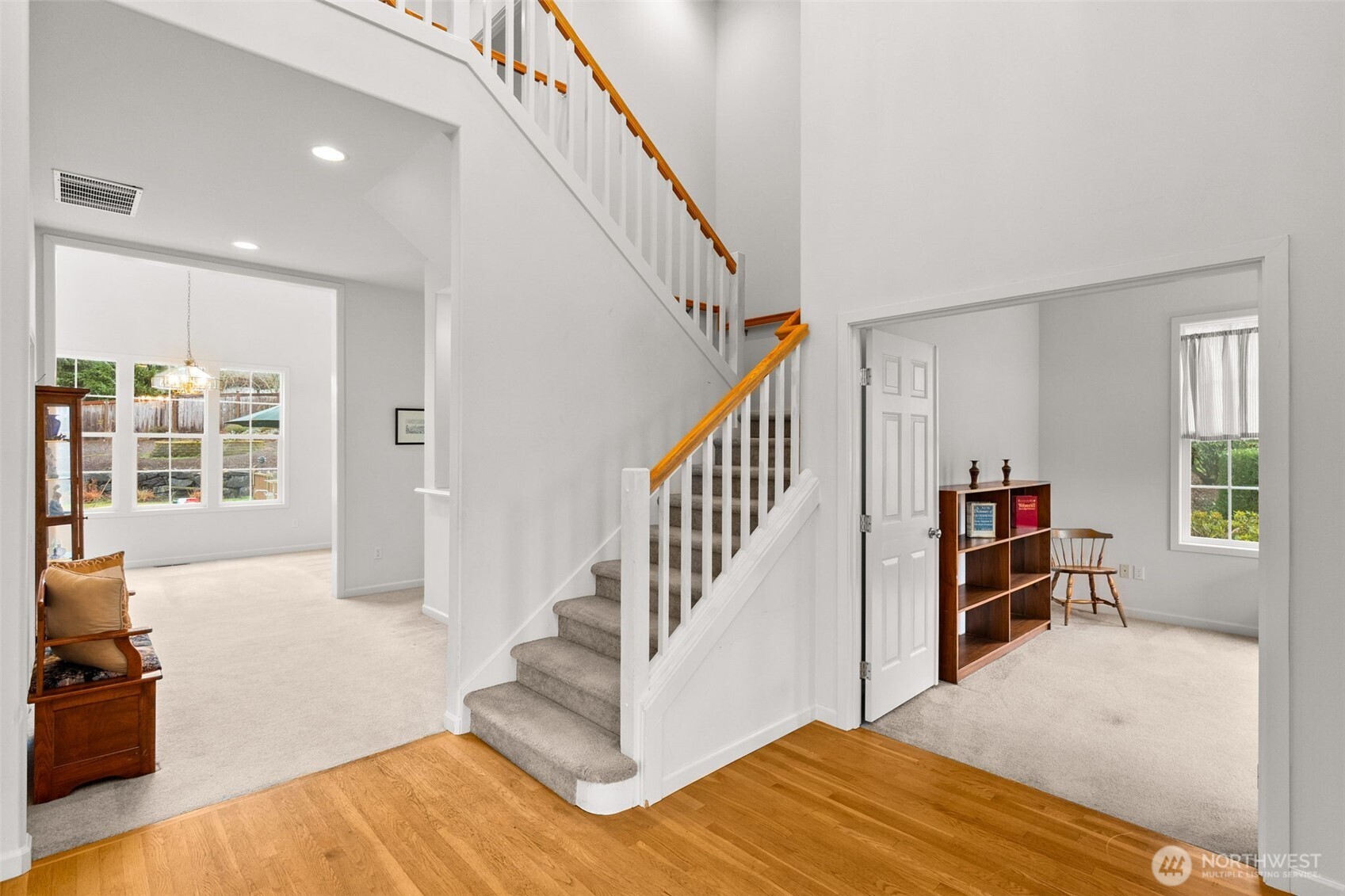 2312 Carnbee Court Southeast Lacey, WA 98513 - Photo 5 of 37 a view of a livingroom with furniture and staircase