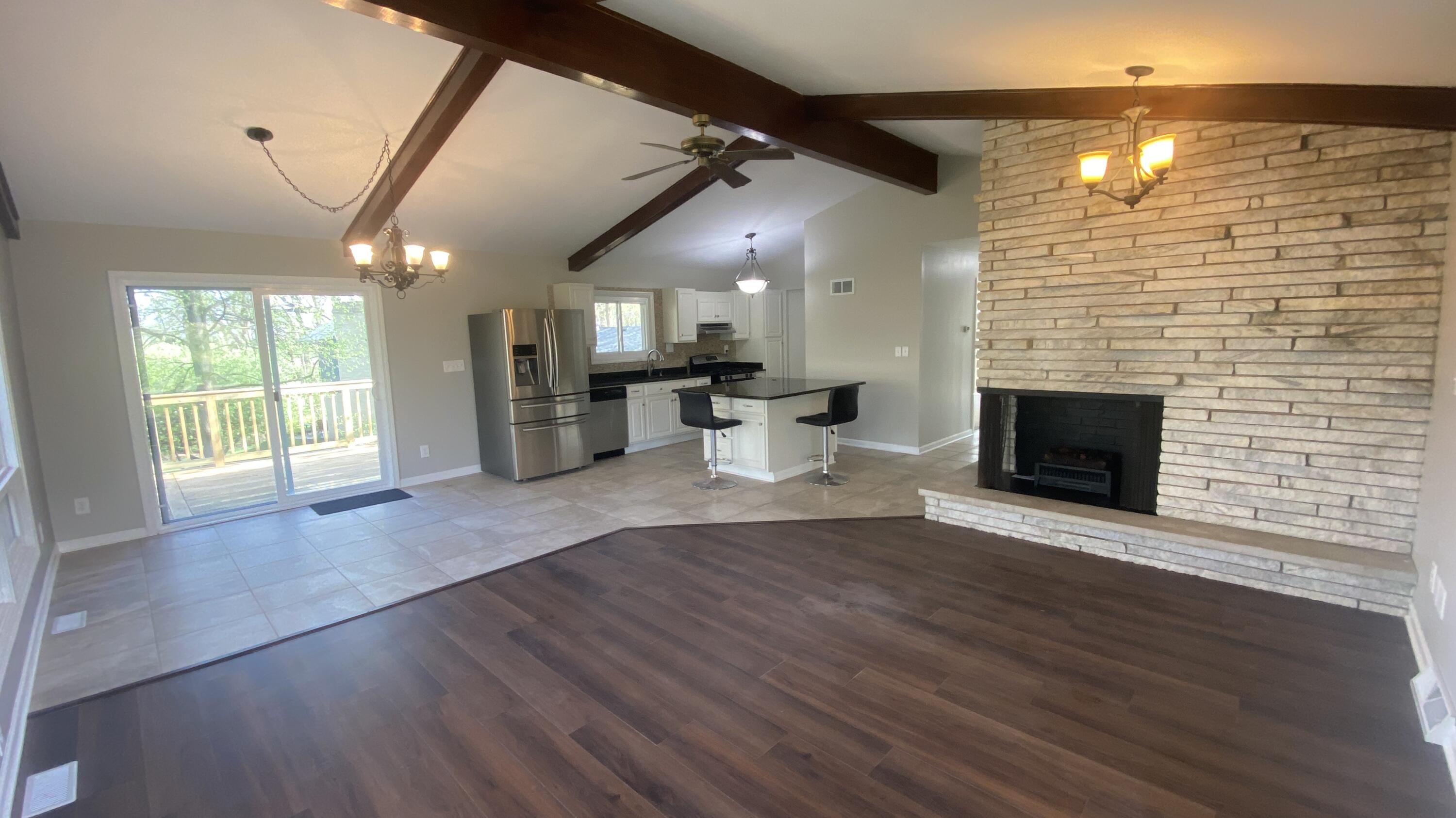 4311 Hogan Court Crown Point, IN 46307 - Photo 5 of 109 3000x1687