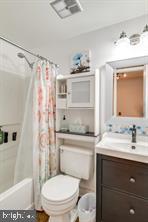 17 Devon Court Sterling, VA 20165 - Photo 21 of 30 a bathroom with a sink a toilet and shower