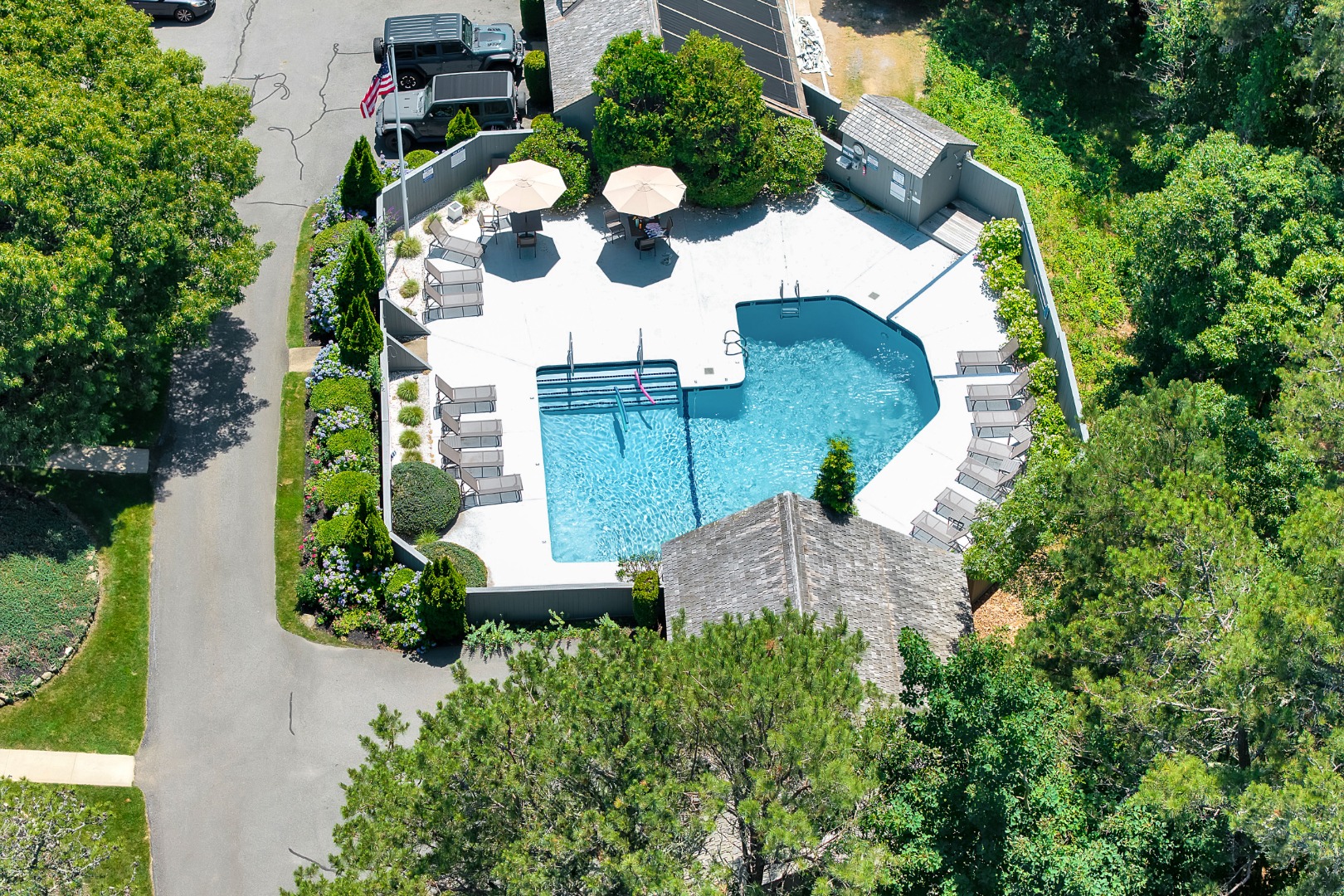 40 Hidden Cove Road, Unit 2 Oak Bluffs, MA 02557 - Photo 5 of 28