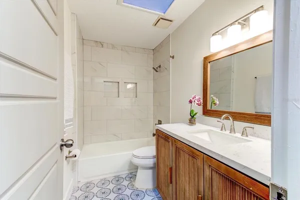 $284,000 | 20 Woodlands Circle, Ormond Beach, FL 32174