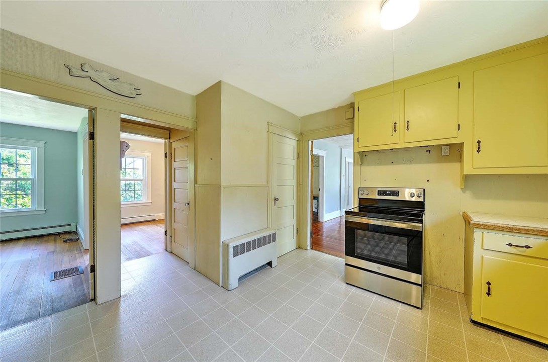 129 Ash Street Warwick, RI 02888 - Photo 19 of 42