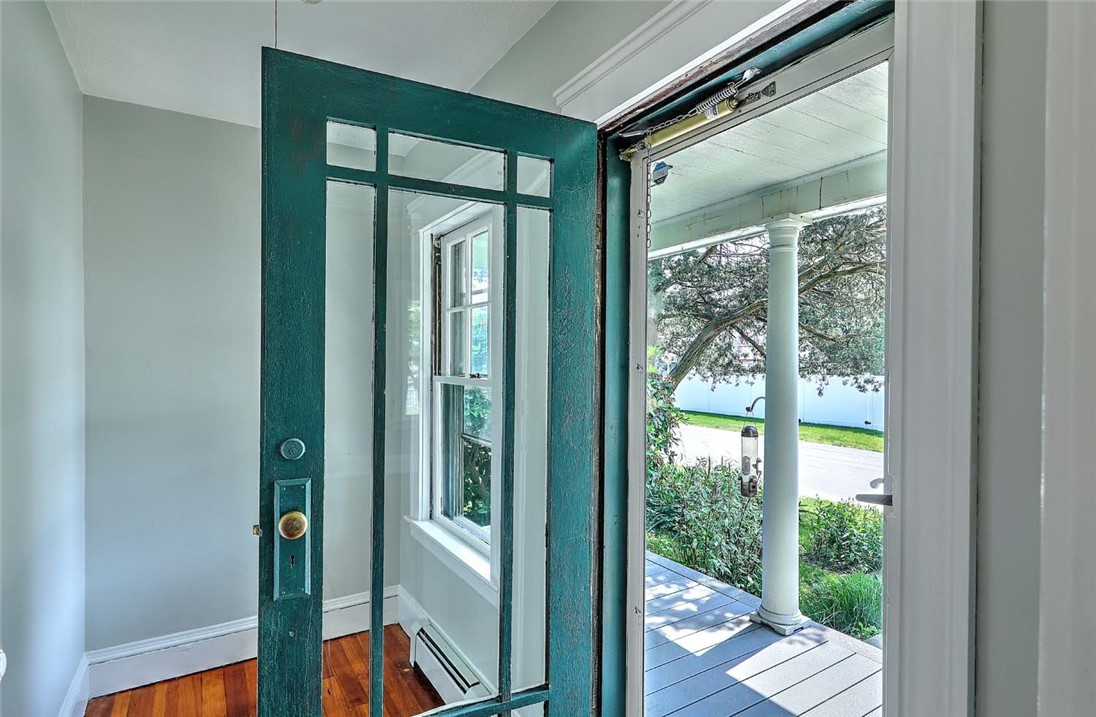 129 Ash Street Warwick, RI 02888 - Photo 10 of 42 Front Entry