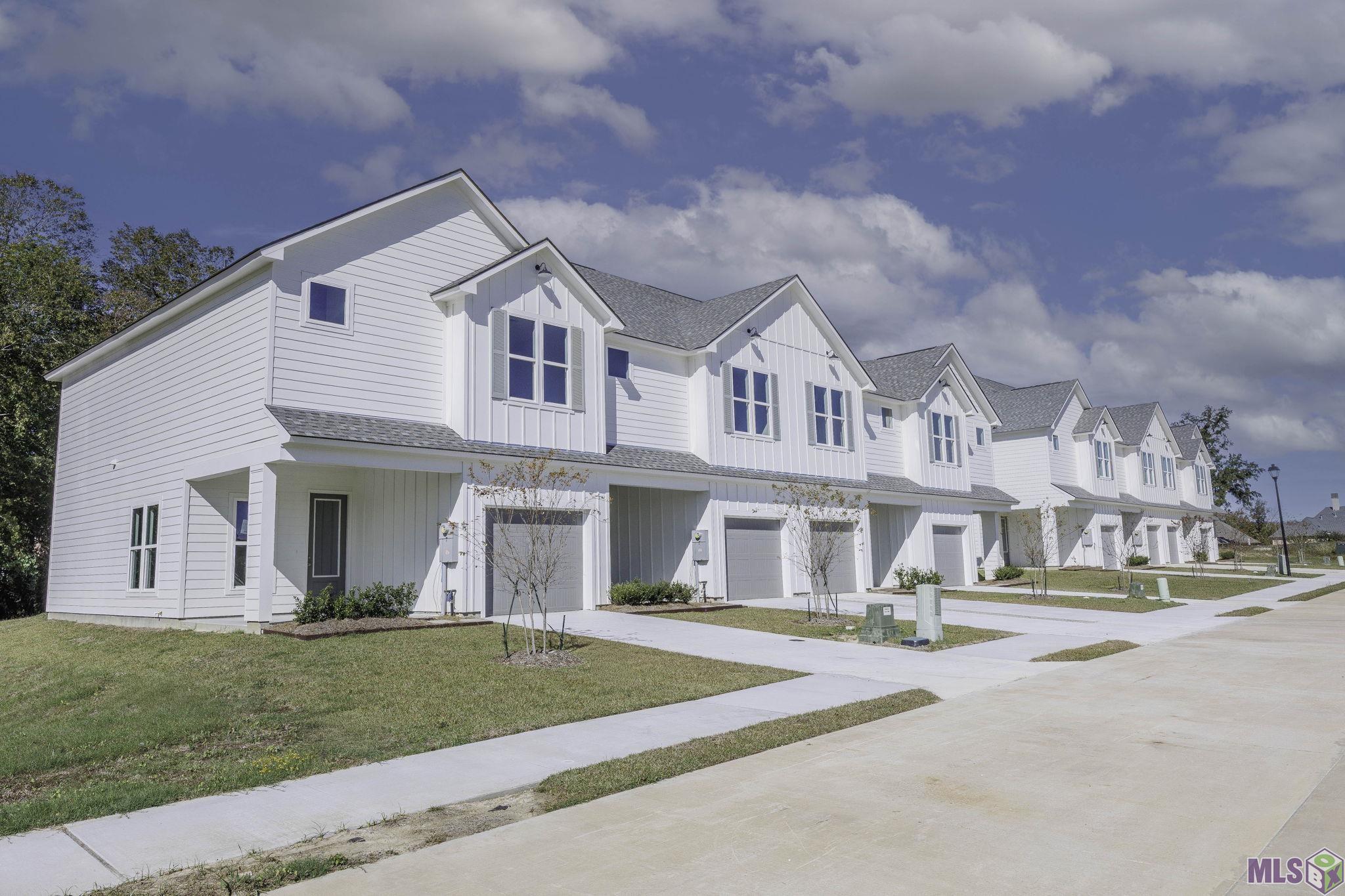 6326 Fallow Drive Baton Rouge, LA 70809 - Photo 2 of 32