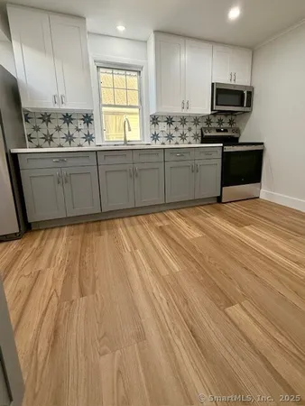 $2,200 | 95 Horace Street, Unit 2, Stratford, CT 06614