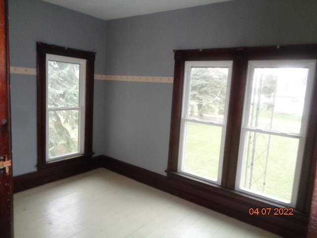 401 2nd Street Kings, IL 61068 - Photo 15 of 17 a view of an empty room with a window
