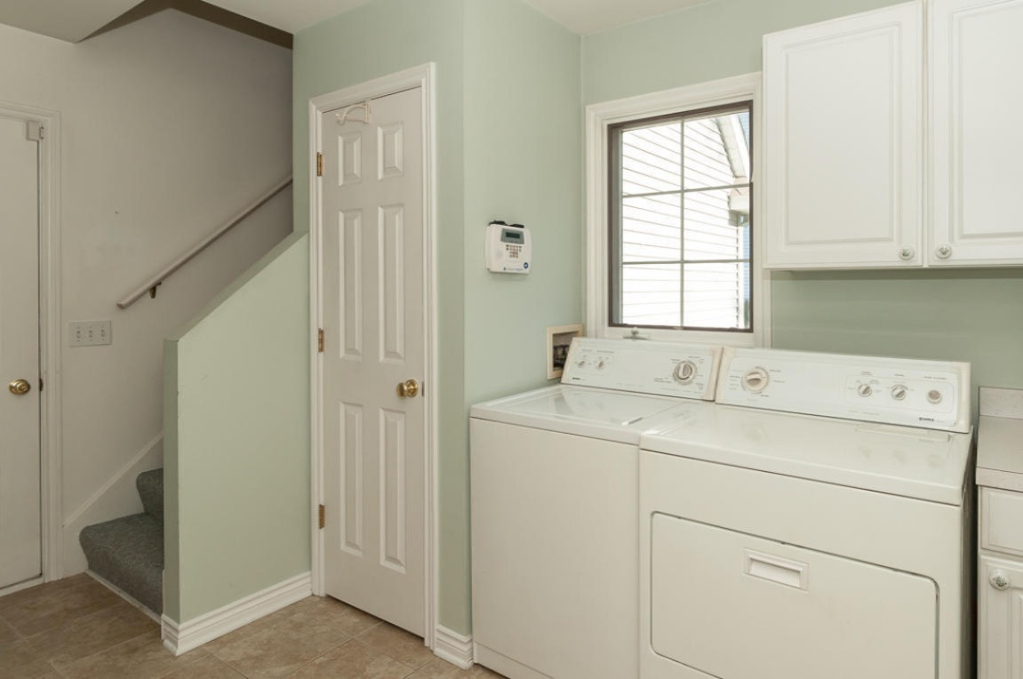 1008 Stafford Road Kalamazoo, MI 49006 - Photo 12 of 21 Stafford-10