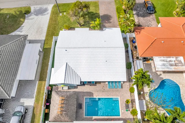 $5,700 | 348 Southeast 18th Avenue, Deerfield Beach, FL 33441